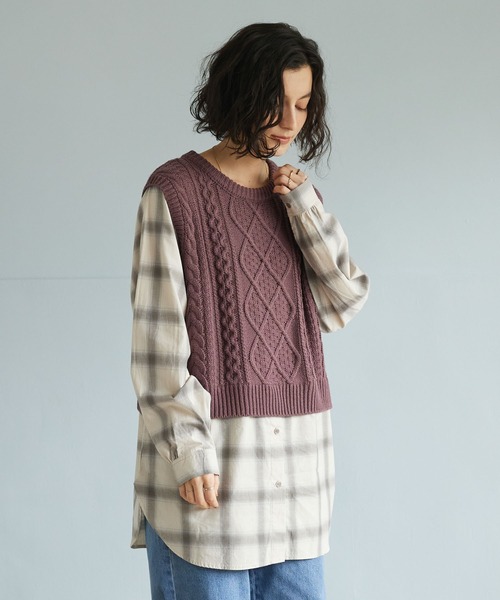 CRAFT STANDARD BOUTIQUE(クラフトスタンダードブティック)の「ケーブルニットドッキングシャツ *(ニット/セーター・レディース・パープル/チャコールグレー・FREE)」の2枚目の写真