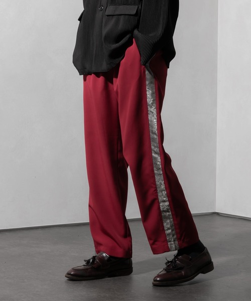 Adoon plain(アドーンプレーン)の「【Adoon plain】配色サイドライントラックパンツ(その他パンツ・メンズ・ブラック/ボルドー・MEDIUM/LARGE)」の2枚目の写真