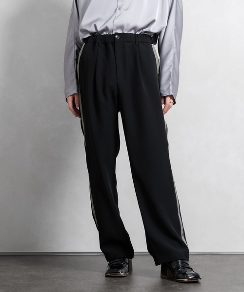 Adoon plain(アドーンプレーン)の「【Adoon plain】配色サイドライントラックパンツ(その他パンツ・メンズ・ブラック/ボルドー・MEDIUM/LARGE)」の6枚目の写真