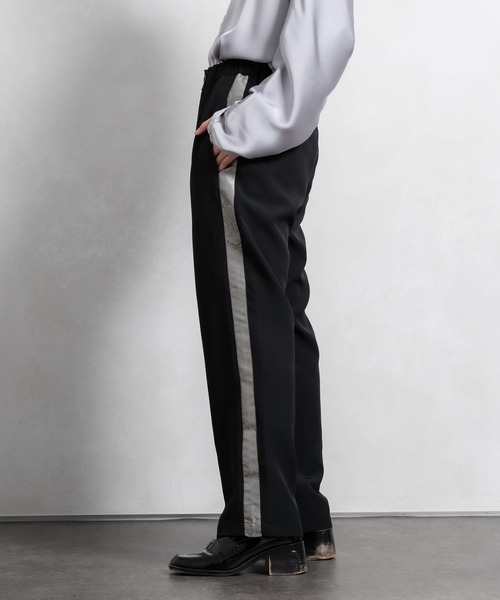 Adoon plain(アドーンプレーン)の「【Adoon plain】配色サイドライントラックパンツ(その他パンツ・メンズ・ブラック/ボルドー・MEDIUM/LARGE)」の7枚目の写真