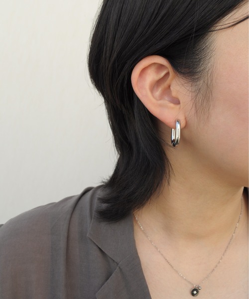 ieLS(イエルズ)の「金属アレルギー対応 「ieLS」ステンレス クロッシング ボリュームフープピアス(ピアス(両耳用)・メンズ・シルバー/ゴールド・ONE SIZE)」の6枚目の写真