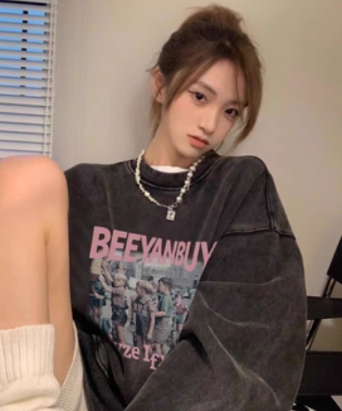 .KOM（ドットコム）の「『.KOM/ドットケーオーエム』ユーズドライクピグメントトレーナー【Y】【CN】（スウェット・レディース・ブラック・FREE）」の9枚目の写真