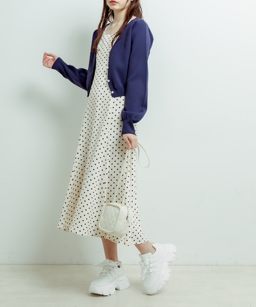 OLIVE des OLIVE（オリーブデオリーブ）の「リボン厚底スニーカー　1031130020（スニーカー・レディース・ホワイト/ブラック・SMALL/MEDIUM/LARGE）」の14枚目の写真