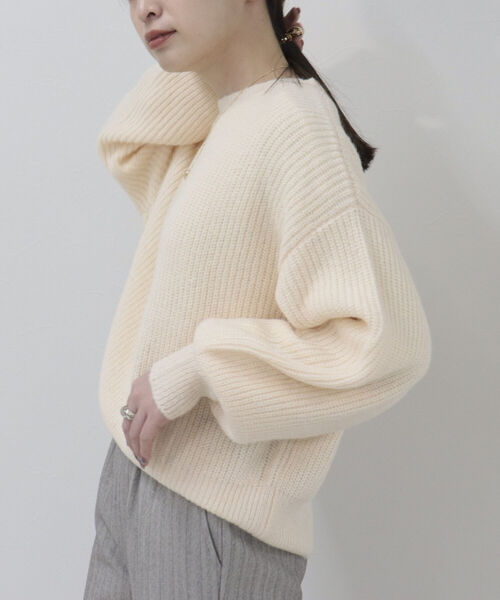 fredy emue（フレディエミュ）の「袖ボリューム片畦ニット（ニット/セーター・レディース・ラベンダー/ベージュ/オレンジ/アイボリー・38）」の8枚目の写真