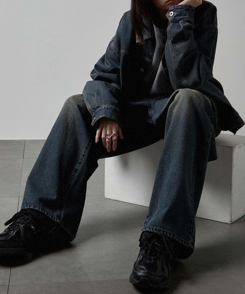 Alfred Alex（アルフレッドアレックス）の「【Alfred Alex】Vintage Wide Tapered Denim/ヴィンテージメイク ワイドデニムパンツ（デニムパンツ・メンズ・ブラック/ブルー/グレー/ライトグレー/グレー系/インディゴブルー/ダークネイビー/ブラウン/ネイビー/グレー系1/グレー系2/ホワイト系2/ブラック系1/ブルー系1/ブルー系2/ブラック系2/ブルー系3/ブラック系3/ブラック系4/ライトインディゴブルー・S/M/L/XS）」の22枚目の写真
