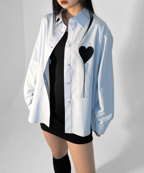 LVEU.（ラブユ.）の「【LVEU.】ハート刺繍デザインシャツ / トップス シャツ ブラウス オーバー 長袖 羽織 ハート 刺繍 レギュラー ホワイト ブルー パープル ZOZOTOWN限定（シャツ/ブラウス・レディース・ホワイト/ブルー/パープル・FREE）」の21枚目の写真