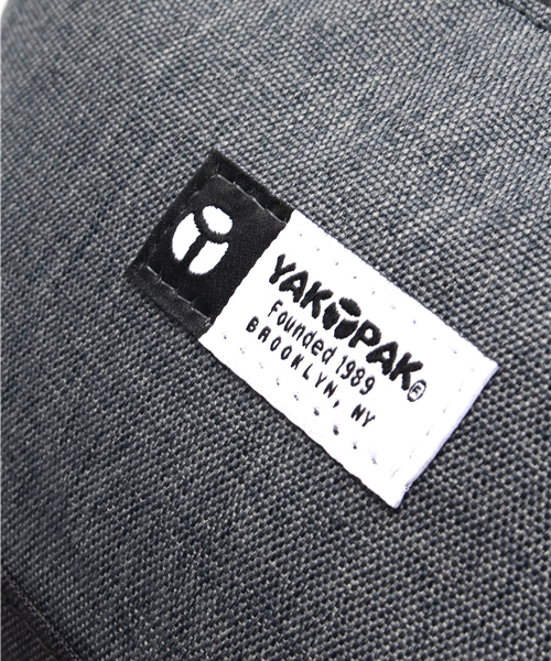 VENCEEXCHANGE（ヴァンスエクスチェンジ）の「YAKPAK ヤックパックミニポーチ          （ショルダーバッグ・メンズ・チャコールグレー/スカイブルー・FREE）」の6枚目の写真