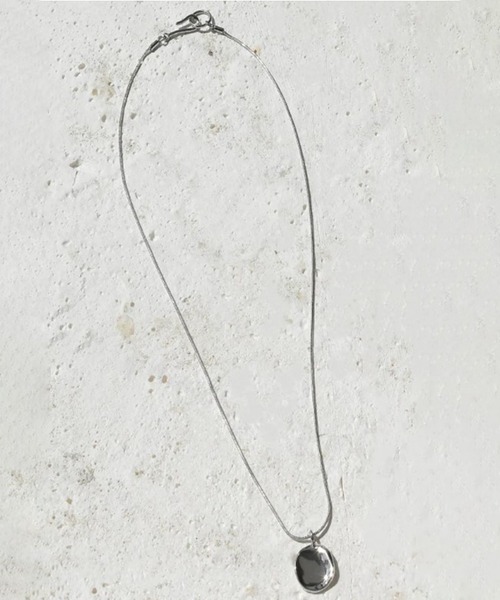 GOLDY（ゴールディ）の「【GOLDY】ラウンド ニュアンス メタル ネックレス / 3210603（ネックレス・レディース・ゴールド/シルバー/シルバー系その他/ゴールド系その他2・FREE）」の2枚目の写真