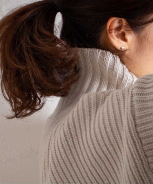 Ops.（オプス）の「パールピアス ピアス 日本 あこやパール 18k【ESPINAS エスピナ】（ピアス（両耳用）・レディース・イエローゴールド・ONE SIZE）」の13枚目の写真