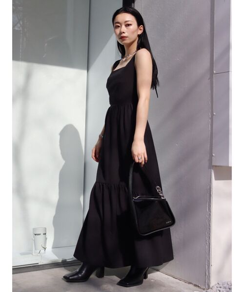 EVRIS(エヴリス)の「バックシャーリングロングワンピース(ワンピース・レディース・ホワイト/ブラック・FREE)」の8枚目の写真