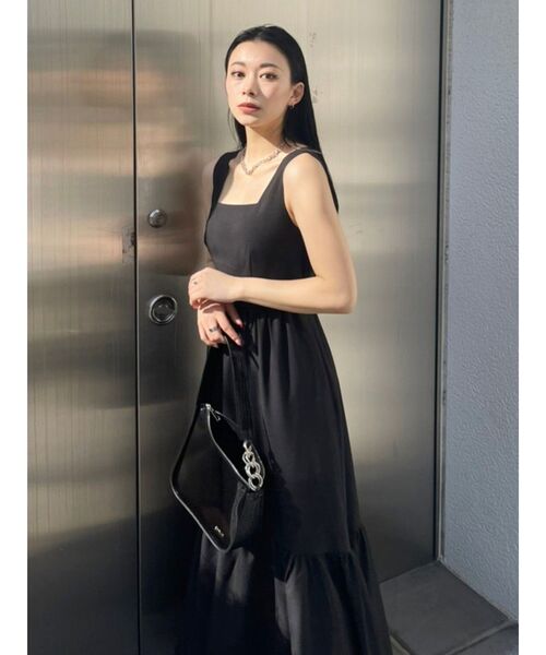 EVRIS(エヴリス)の「バックシャーリングロングワンピース(ワンピース・レディース・ホワイト/ブラック・FREE)」の16枚目の写真