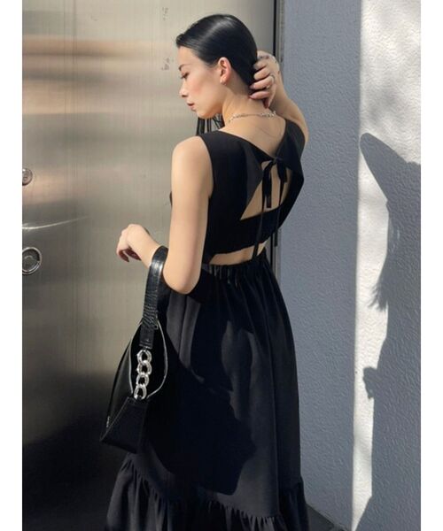 EVRIS(エヴリス)の「バックシャーリングロングワンピース(ワンピース・レディース・ホワイト/ブラック・FREE)」の17枚目の写真