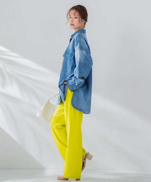 VICKY(ビッキー)の「【毎年人気!ビッキー定番/新色登場】らくらくワイドパンツ《洗濯機で洗える》(スラックス・レディース・ブルー/レッド/ホワイト/ブラック/イエロー/カーキ・M)」の22枚目の写真