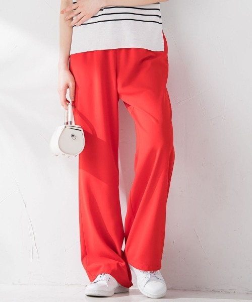 VICKY(ビッキー)の「【毎年人気!ビッキー定番/新色登場】らくらくワイドパンツ《洗濯機で洗える》(スラックス・レディース・ブルー/レッド/ホワイト/ブラック/イエロー/カーキ・M)」の12枚目の写真