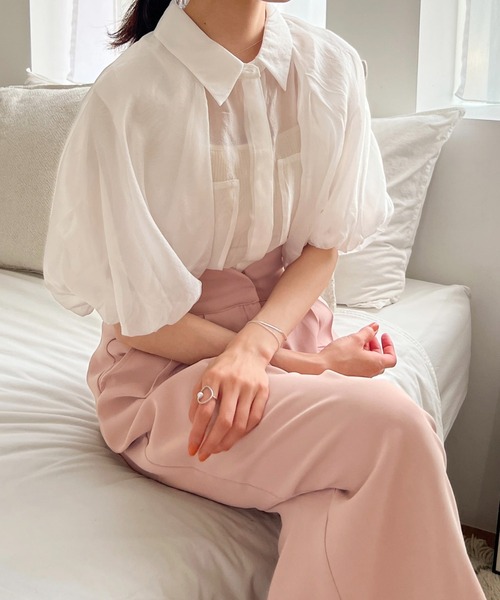 Olu.（オルドット）の「シアーパフスリーブシャツ（シャツ/ブラウス・レディース・ホワイト/グリーン/コーラル・FREE）」の2枚目の写真