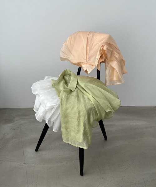 Olu.（オルドット）の「シアーパフスリーブシャツ（シャツ/ブラウス・レディース・ホワイト/グリーン/コーラル・FREE）」の16枚目の写真