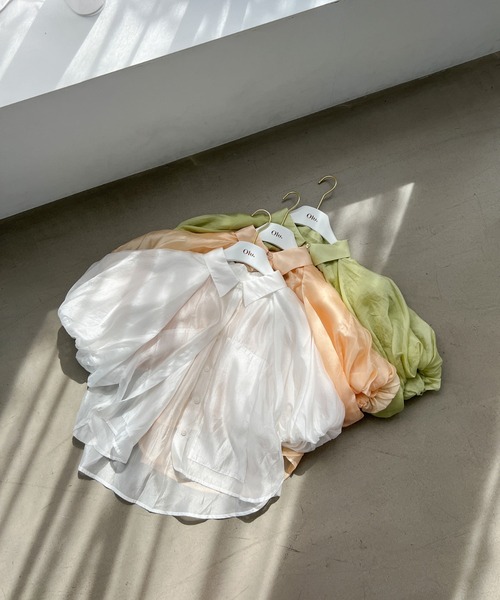 Olu.（オルドット）の「シアーパフスリーブシャツ（シャツ/ブラウス・レディース・ホワイト/グリーン/コーラル・FREE）」の14枚目の写真