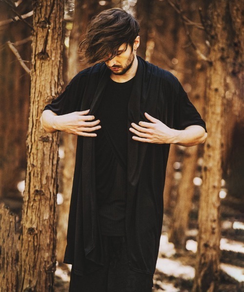 NO ID.（ノーアイディ）の「【NO ID.】Sleeveless Drape Gown / ノースリーブ ドレープ ガウン（カーディガン/ボレロ・メンズ・グレー/その他23/ブラック・ONE SIZE）」の19枚目の写真