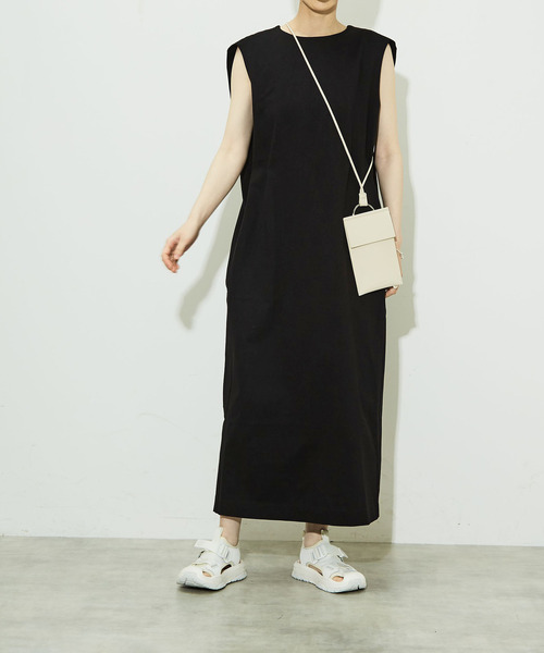 CONVERSE TOKYO（コンバーストウキョウ）の「I LINE SLEEVELESS DRESS（ワンピース・レディース・サックスブルー/ブラック/ミント・FREE）」の11枚目の写真