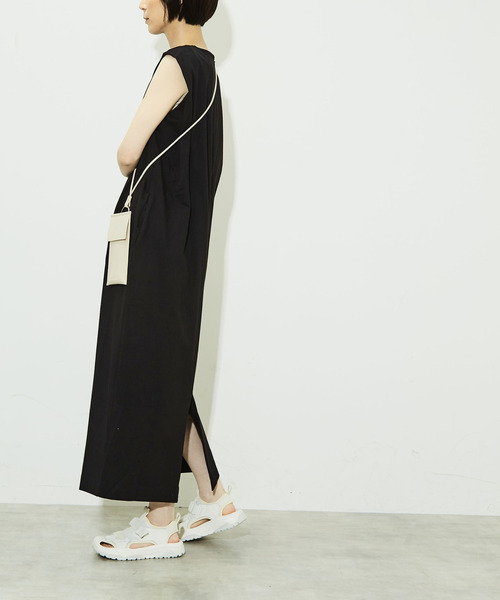 CONVERSE TOKYO（コンバーストウキョウ）の「I LINE SLEEVELESS DRESS（ワンピース・レディース・サックスブルー/ブラック/ミント・FREE）」の12枚目の写真