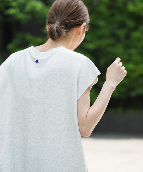 Champion(チャンピオン)の「『別注』champion×SENSE OF PLACE グラフィックベスト(Tシャツ/カットソー・レディース・オートミール/ネイビー/グレー・ONE)」の6枚目の写真