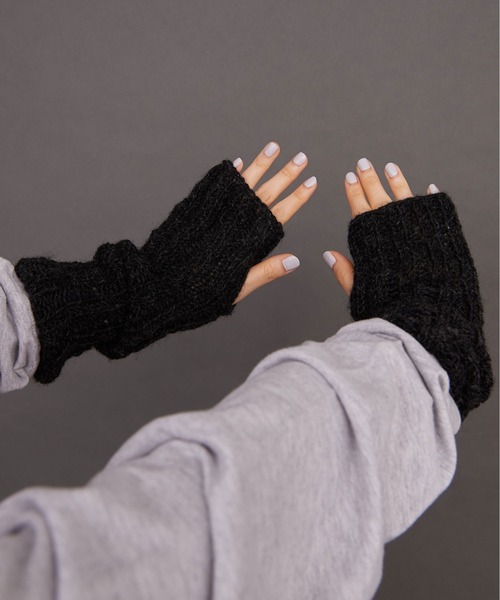 I am I in fact（アイアムアイインファクト）の「WOOL アーム