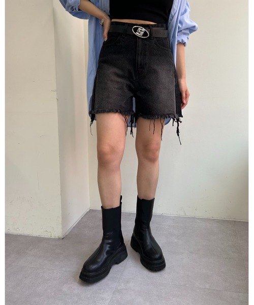 WHO'S WHO gallery(フーズフーギャラリー)の「ブラストデニムショートパンツ(デニムパンツ・レディース・ブラック/サックスブルー/ブルー・FREE)」の5枚目の写真