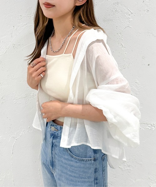 apres jour mignon（アプレジュールミニョン）の「クロップドシアーシャツ【ZOZOTOWN限定アイテム】（シャツ/ブラウス・レディース・グレー/オフホワイト/ピンク/ブルー/グリーン・X-LARGE/フリー）」の6枚目の写真