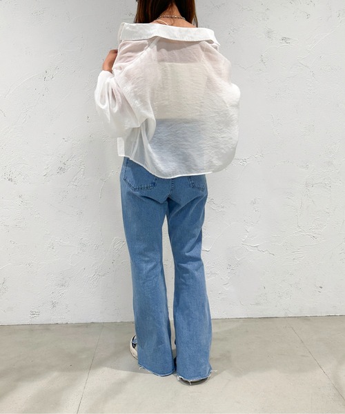 apres jour mignon（アプレジュールミニョン）の「クロップドシアーシャツ【ZOZOTOWN限定アイテム】（シャツ/ブラウス・レディース・グレー/オフホワイト/ピンク/ブルー/グリーン・X-LARGE/フリー）」の11枚目の写真