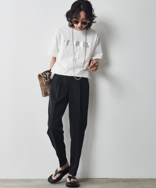 CHIC STYLE（シックスタイル）の「＜大きいサイズ＞綿100％ロゴ箔プリントTシャツ シックスタイル（Tシャツ/カットソー・レディース・ブラック/オフホワイト・L/LL/3L/4L/5L）」の10枚目の写真