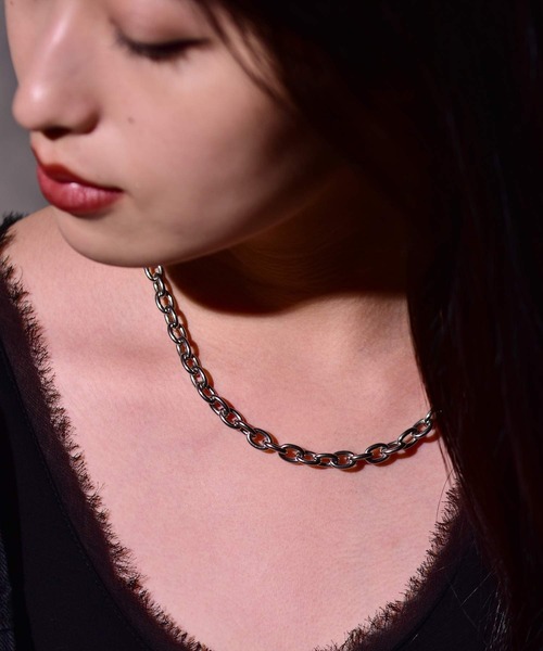 LHME（エルエイチエムイー）の「【WEB限定】“THE YOUTH 2020”リンクチェーンラージネックレス/TYPE B/サージカルステンレス（金属アレルギー対応）【LHME / エルエイチエムイー】（ネックレス・レディース・シルバー・45cm）」の6枚目の写真