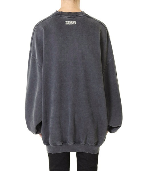 VETEMENTS（ヴェトモン）の「【入荷禁止】VETEMENTS / ヴェトモン : ORIGINAL LOGO SWEATSHIRT : UE54CW120B[RIP]（スウェット・メンズ・ブラック/ブラック系その他・S）」の9枚目の写真