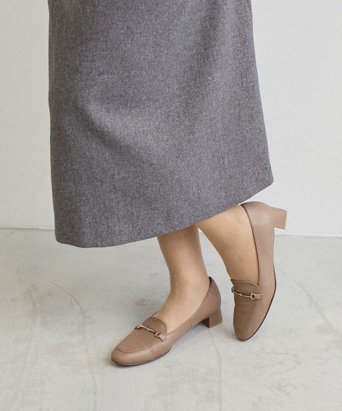 Riz raffinee（リズラフィーネ）の「ヒールアップスクエアローファー（ローファー・レディース・ブラック/ナチュラル/ライトブラック/アイボリー/ダークブラウン/イエロー×グリーン・23cm/23.5cm/24cm/24.5cm/22.5cm/22cm/25cm）」の20枚目の写真