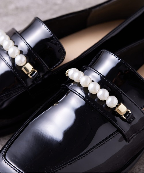 Chez toi(シェトワ)の「ビット/パールローファー(ローファー・レディース・ベージュ/ブラック系その他/ブラック・M/S/L)」の8枚目の写真