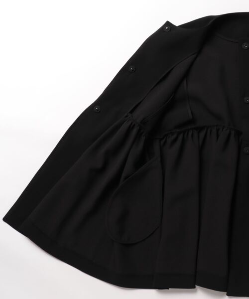 Jines(ジネス)の「【WEB/一部店舗限定】ギャザーペプラムベスト(ベスト・レディース・キャメル/ブラック/ネイビー・38)」の5枚目の写真