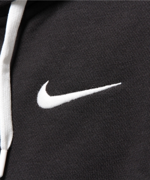 NIKE（ナイキ）の「ウィメンズ ナイキ ジップパーカー WMNS NIKE CLUB FT FZ HOODY-SWOOS 638284-010（パーカー・レディース・ブラック・SMALL/MEDIUM）」の10枚目の写真