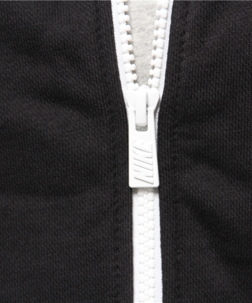 NIKE（ナイキ）の「ウィメンズ ナイキ ジップパーカー WMNS NIKE CLUB FT FZ HOODY-SWOOS 638284-010（パーカー・レディース・ブラック・SMALL/MEDIUM）」の11枚目の写真