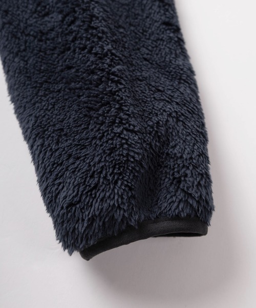 LOGOS(ロゴス)の「【71】【LOGOS PARK/ロゴス パーク】ワンポイントロゴ プリントデザイン 裏地付きシャギー ボアフリースジャケット(ブルゾン・メンズ・ダークブルー/ブラック/オレンジ/グレイッシュベージュ/ダークグリーン/ネイビー系/ワイン系/ブラック系/グレー系/カーキ系・L/M/XL)」の17枚目の写真