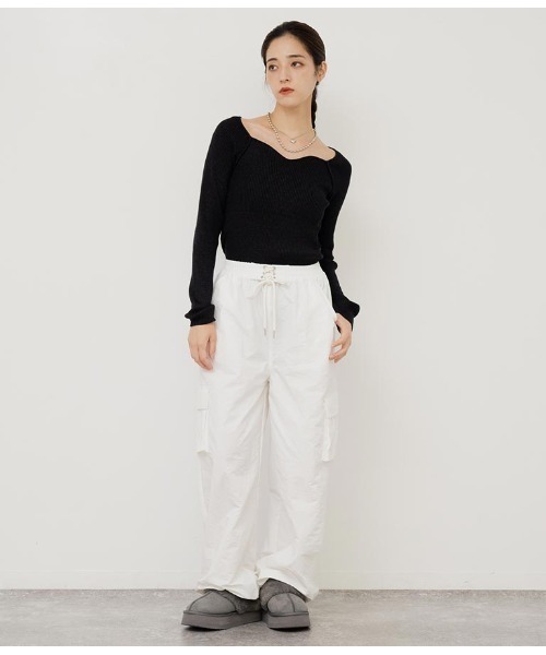 ANAP（アナップ）の「ウエストスピンドルナイロンカーゴパンツ（カーゴパンツ・レディース・オフホワイト/ブラック・FREE）」の18枚目の写真