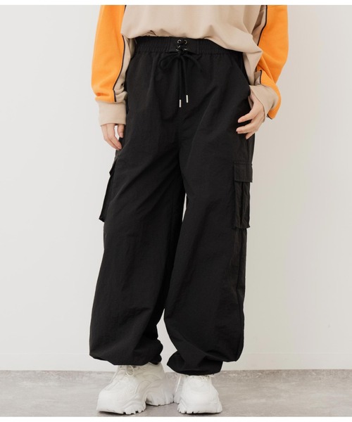 ANAP（アナップ）の「ウエストスピンドルナイロンカーゴパンツ（カーゴパンツ・レディース・オフホワイト/ブラック・FREE）」の14枚目の写真