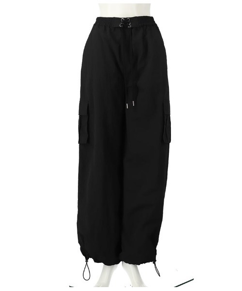 ANAP（アナップ）の「ウエストスピンドルナイロンカーゴパンツ（カーゴパンツ・レディース・オフホワイト/ブラック・FREE）」の7枚目の写真