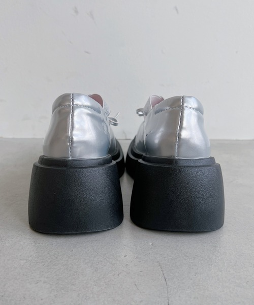 Loueme(ルエム)の「チャンキーヒールバレリーナシューズ(パンプス・レディース・ブラック/シルバー/ピンク・23.5cm/24.5cm/22.5cm)」の12枚目の写真