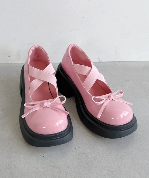 Loueme(ルエム)の「チャンキーヒールバレリーナシューズ(パンプス・レディース・ブラック/シルバー/ピンク・23.5cm/24.5cm/22.5cm)」の19枚目の写真