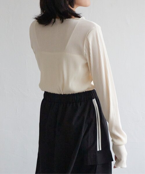 VENCEEXCHANGE(ヴァンスエクスチェンジ)の「ツートーン指穴開きトップス(Tシャツ/カットソー・レディース・ホワイト/ベージュ/ブラック/ブルー・M)」の13枚目の写真