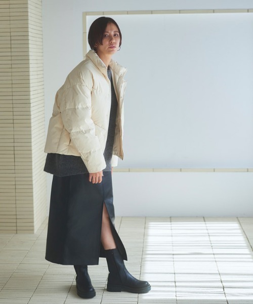 RASW（ラス）の「[RASW]フェイクレザースリットIラインスカート（スカート・レディース・ベージュ系その他/ブラック・S/M/L）」の14枚目の写真
