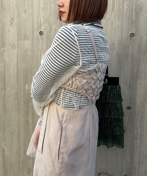 ELLEgirl（エルガール）の「カットワークプリーツジャンパースカート【ELLEgirl/エル ガール】（ジャンパースカート・レディース・ブラック/アイボリー/サックスブルー・M/S）」の9枚目の写真