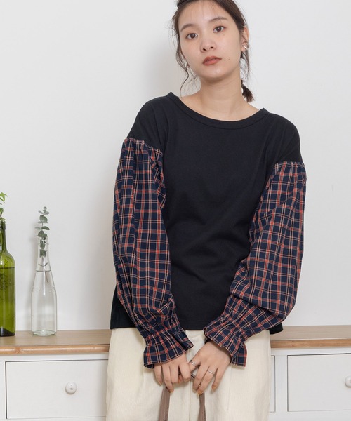 POU DOU DOU（プードゥドゥ）の「チェック柄ボリュームスリーブプルオーバー（Tシャツ/カットソー・レディース・イエロー/ブラック/レッド・3）」の18枚目の写真