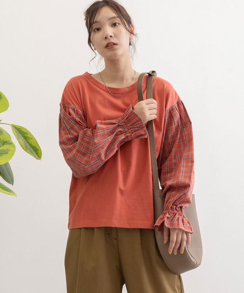 POU DOU DOU（プードゥドゥ）の「チェック柄ボリュームスリーブプルオーバー（Tシャツ/カットソー・レディース・イエロー/ブラック/レッド・3）」の10枚目の写真