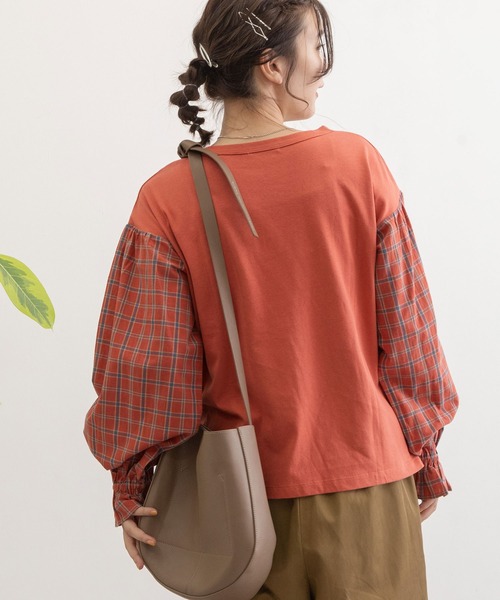 POU DOU DOU（プードゥドゥ）の「チェック柄ボリュームスリーブプルオーバー（Tシャツ/カットソー・レディース・イエロー/ブラック/レッド・3）」の12枚目の写真