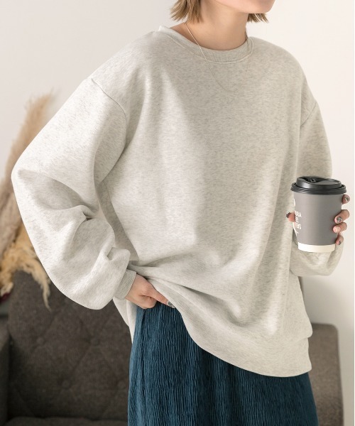 ad thie(アドティエ)の「ベーシック 裏起毛プルオーバー(スウェット・レディース・チャコール/オートミール/ブラック/ベージュ・FREE)」の1枚目の写真